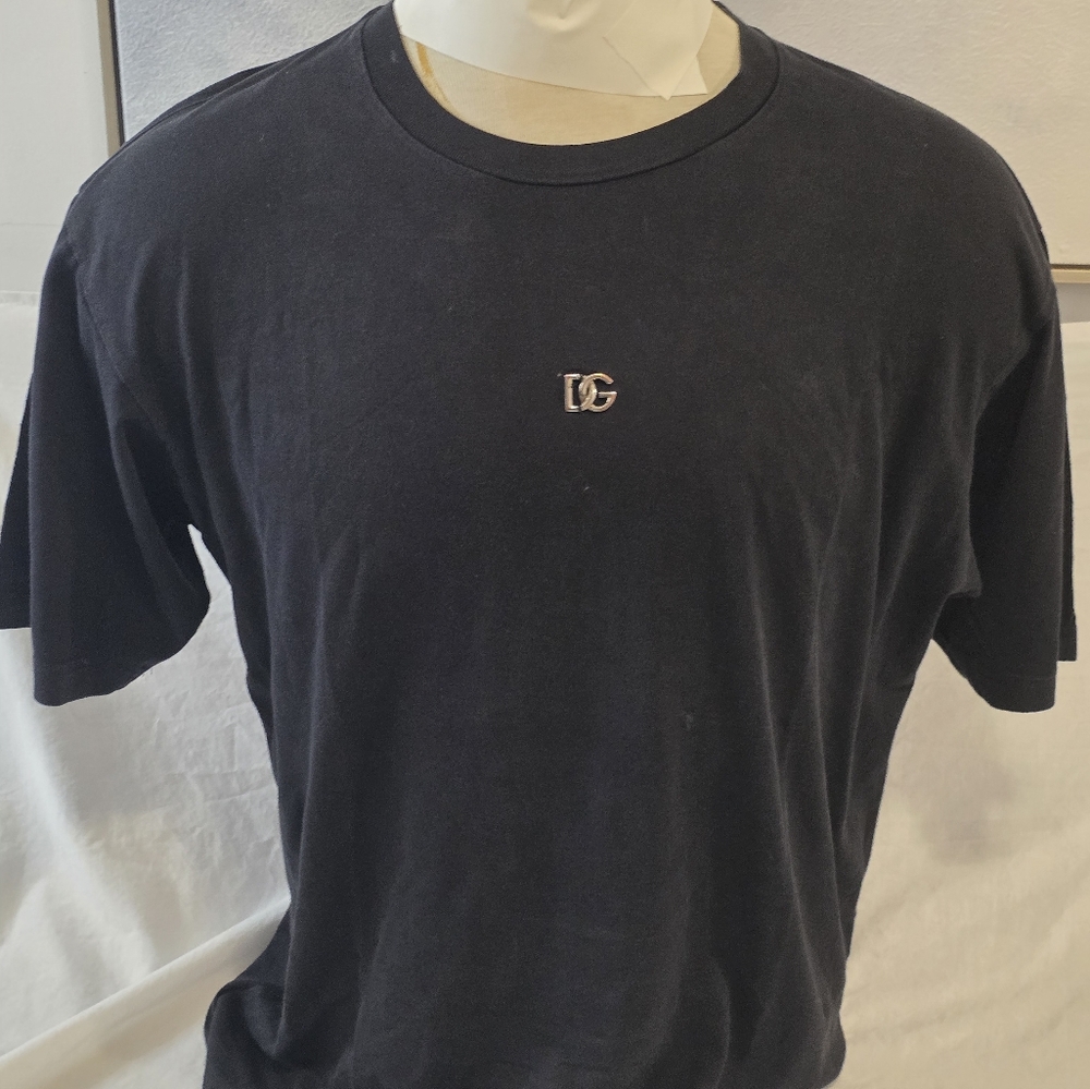 Used Designer Italian Dolce & Gabbana Mens XXL Metal Logo T-Shirt